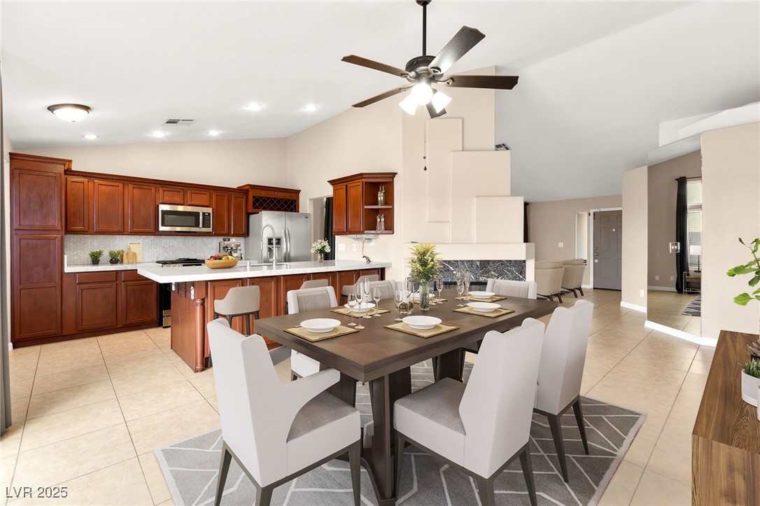 848 Coral Cottage Drive