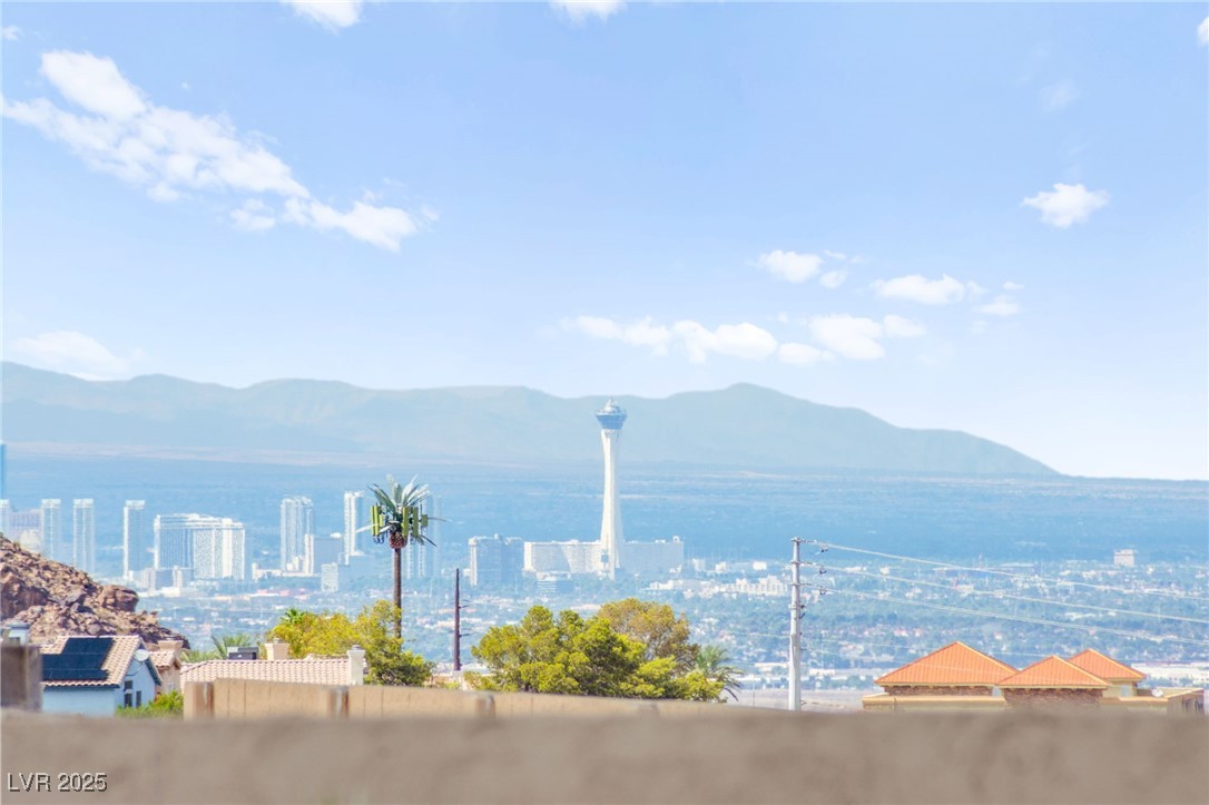 848 Coral Cottage Drive