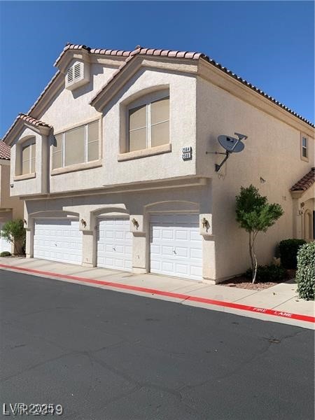 2566 Velez Valley Way