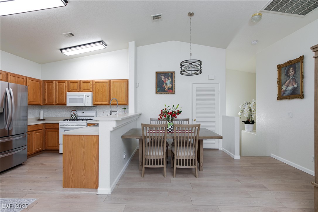 2566 Velez Valley Way