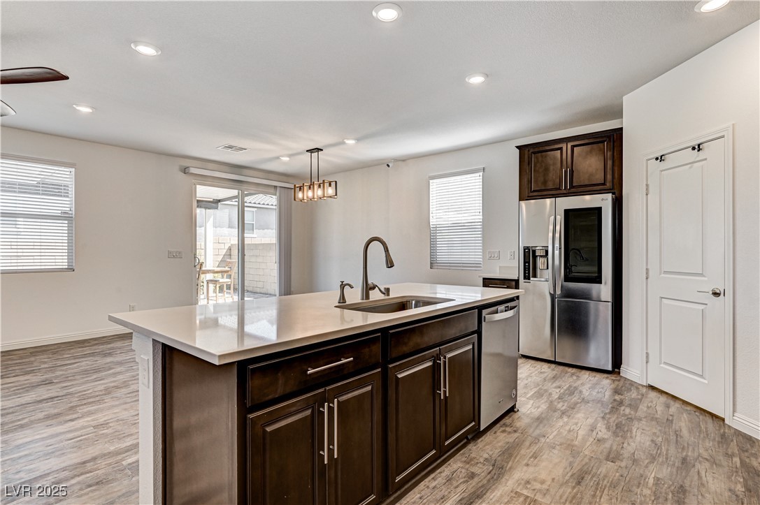 5544 Jinsha River Street