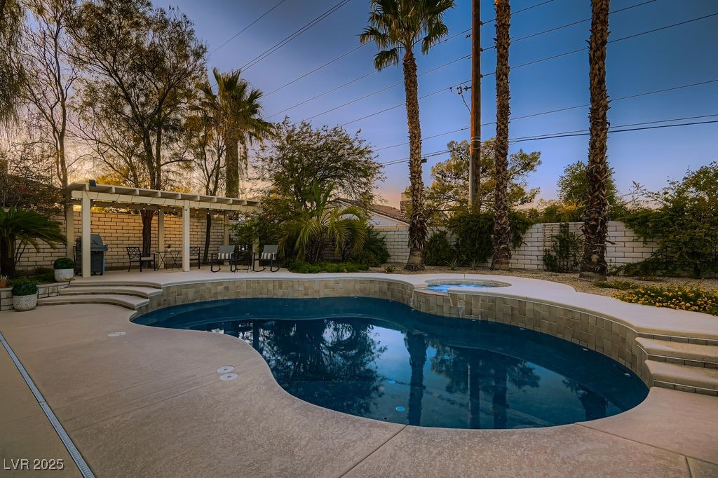 7500 Crystal Cave Drive