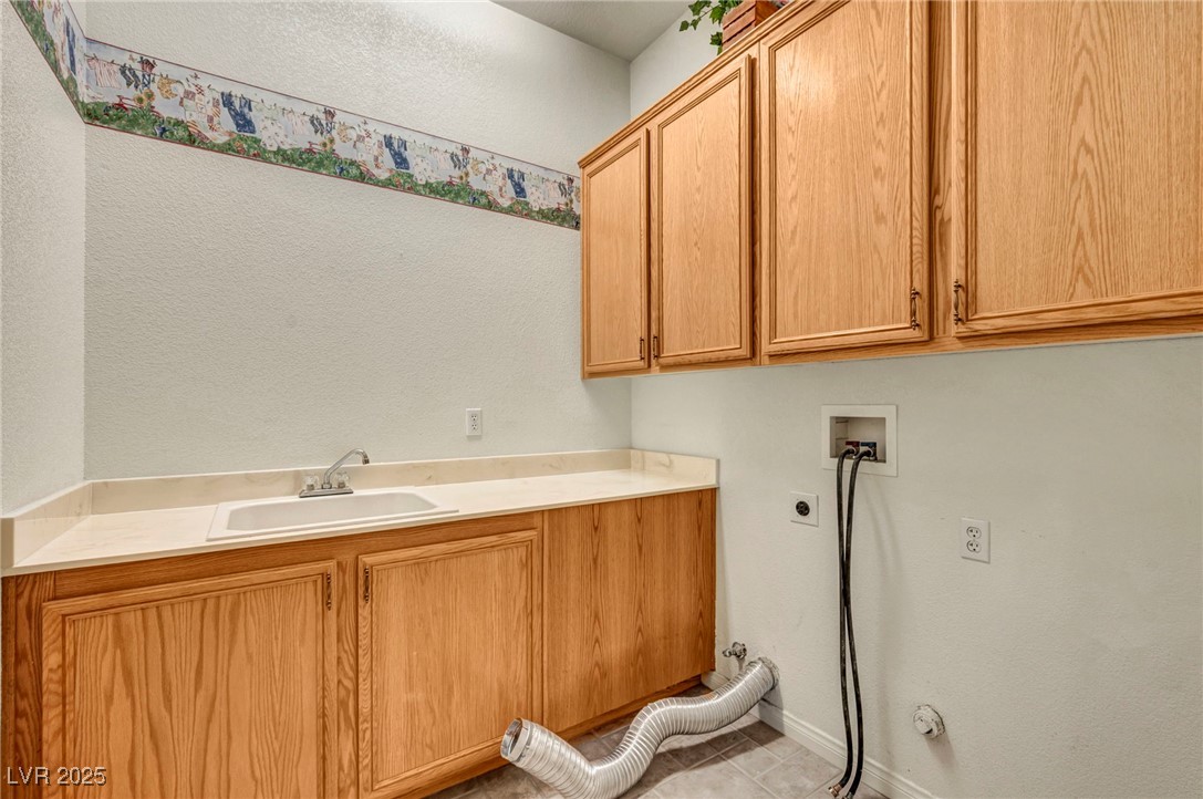 3009 Teal Beach Street