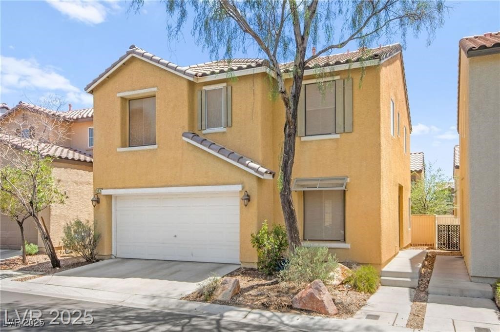 5674 Moccasin Point Street