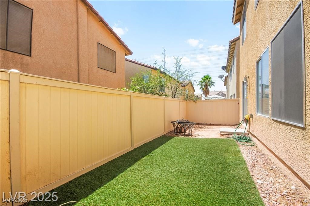 5674 Moccasin Point Street