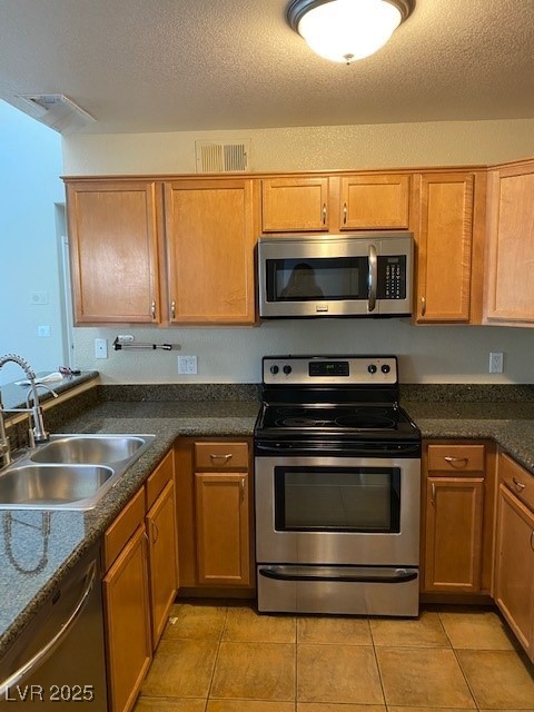 9325 West Desert Inn Road 289