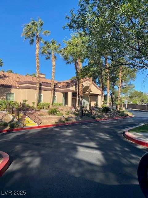 9325 West Desert Inn Road 289