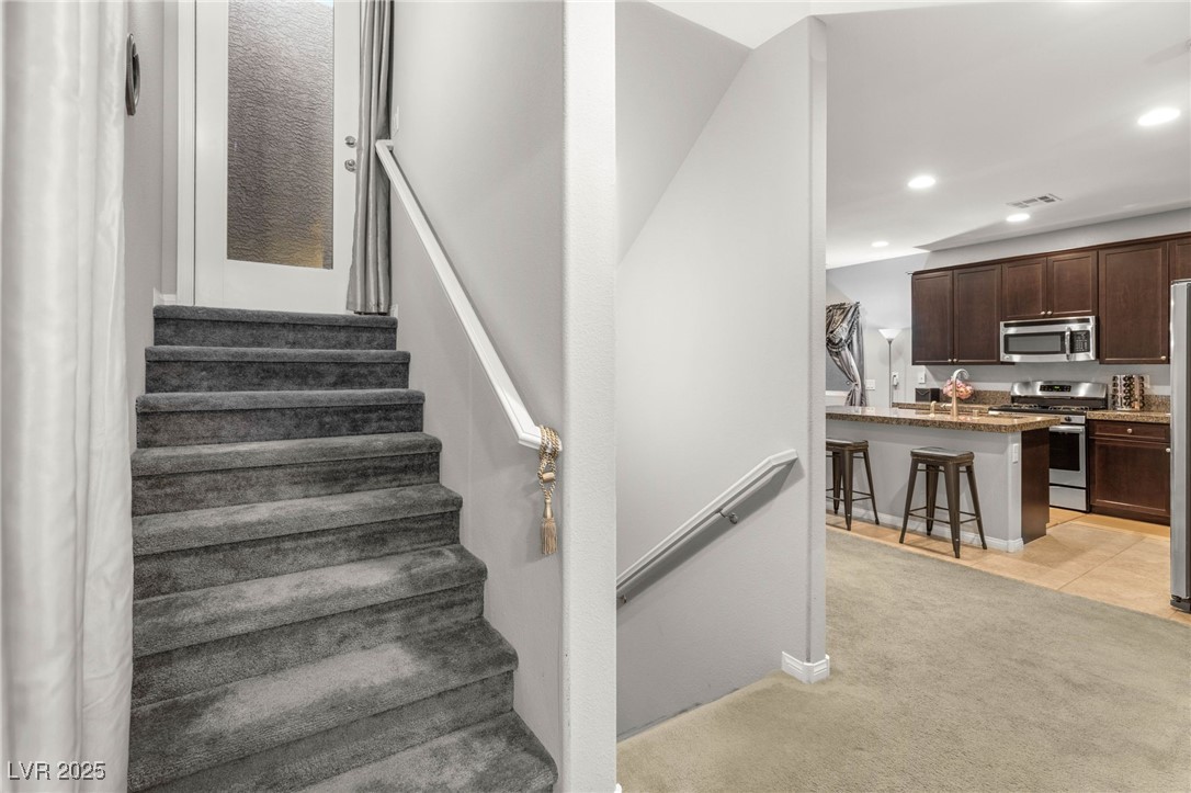 7209 Sterling Rock Avenue