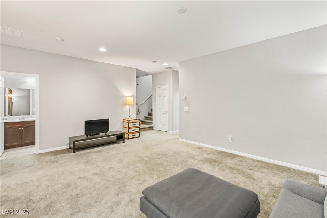 7209 Sterling Rock Avenue