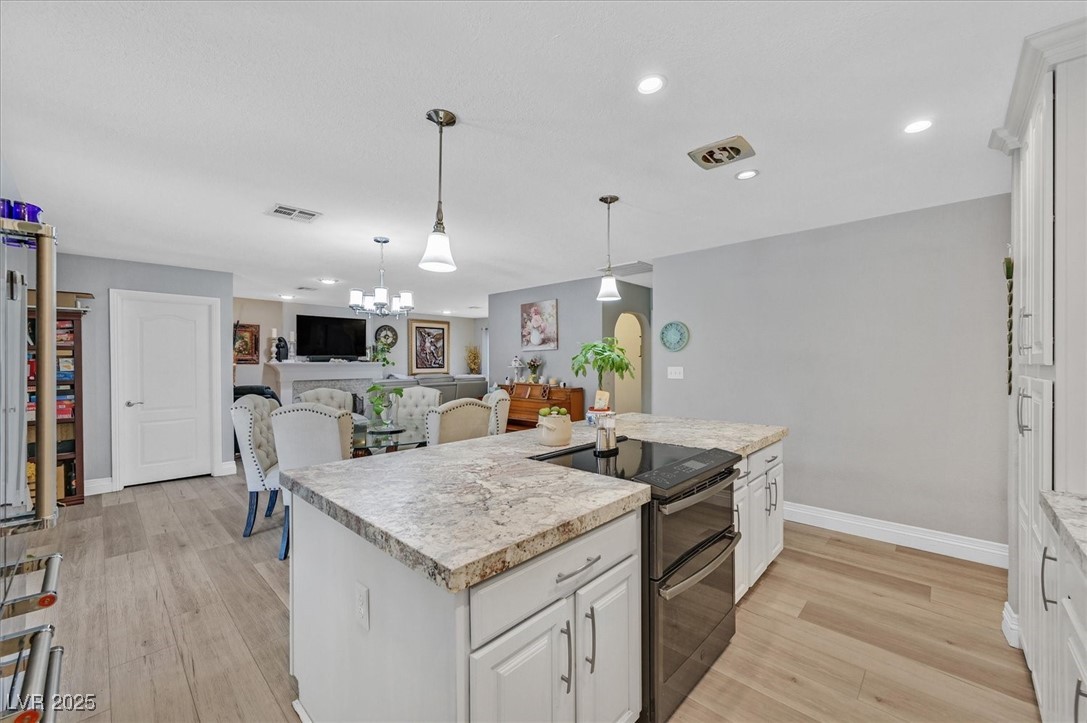 3085 Greenbriar Drive