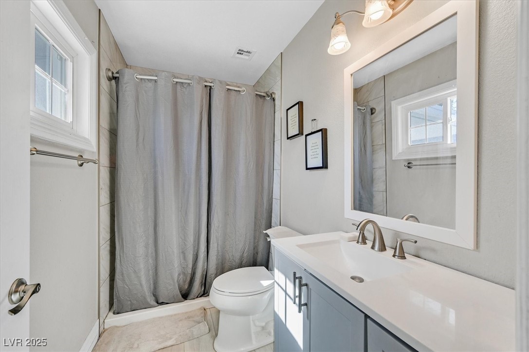 3085 Greenbriar Drive