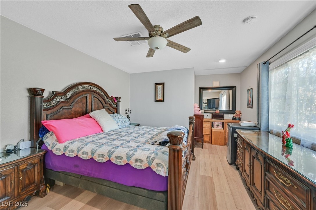 3085 Greenbriar Drive