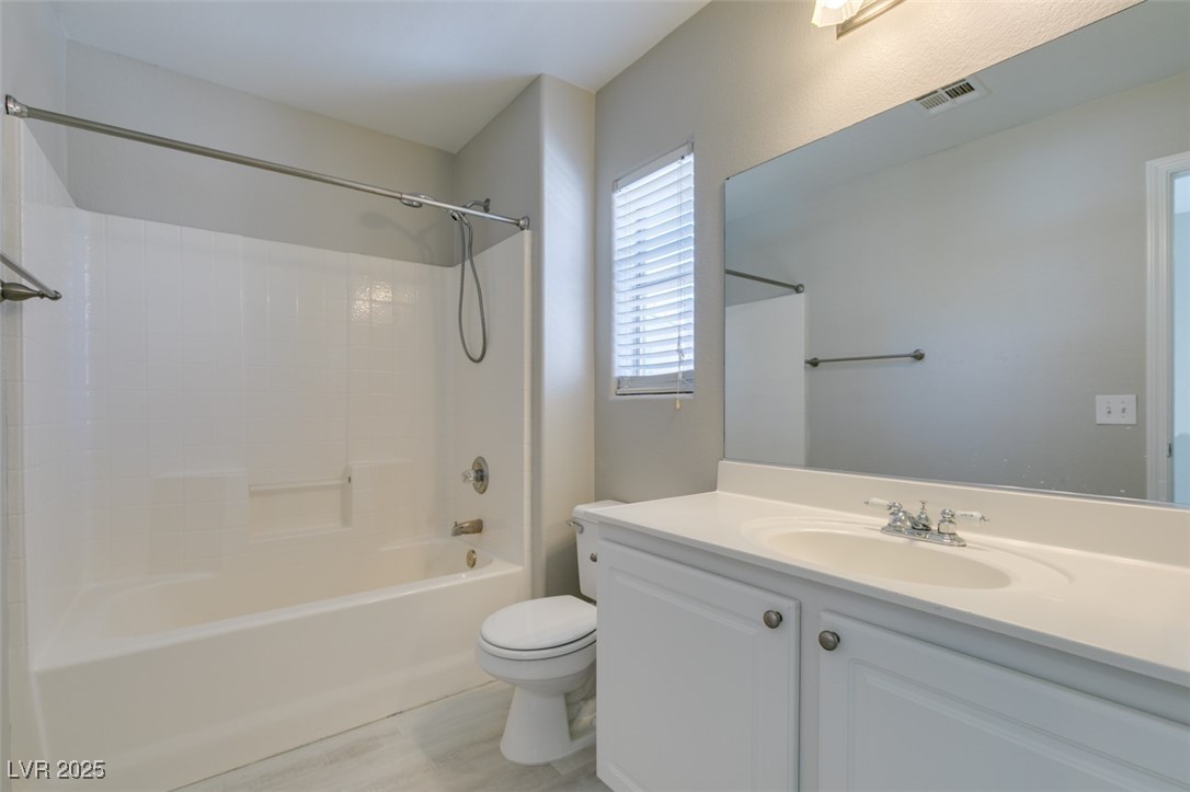 7451 Grizzly Giant Street