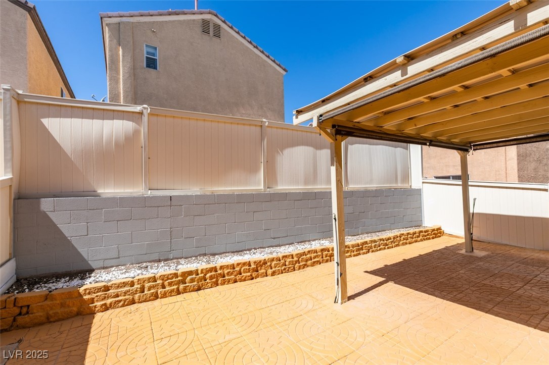 7451 Grizzly Giant Street