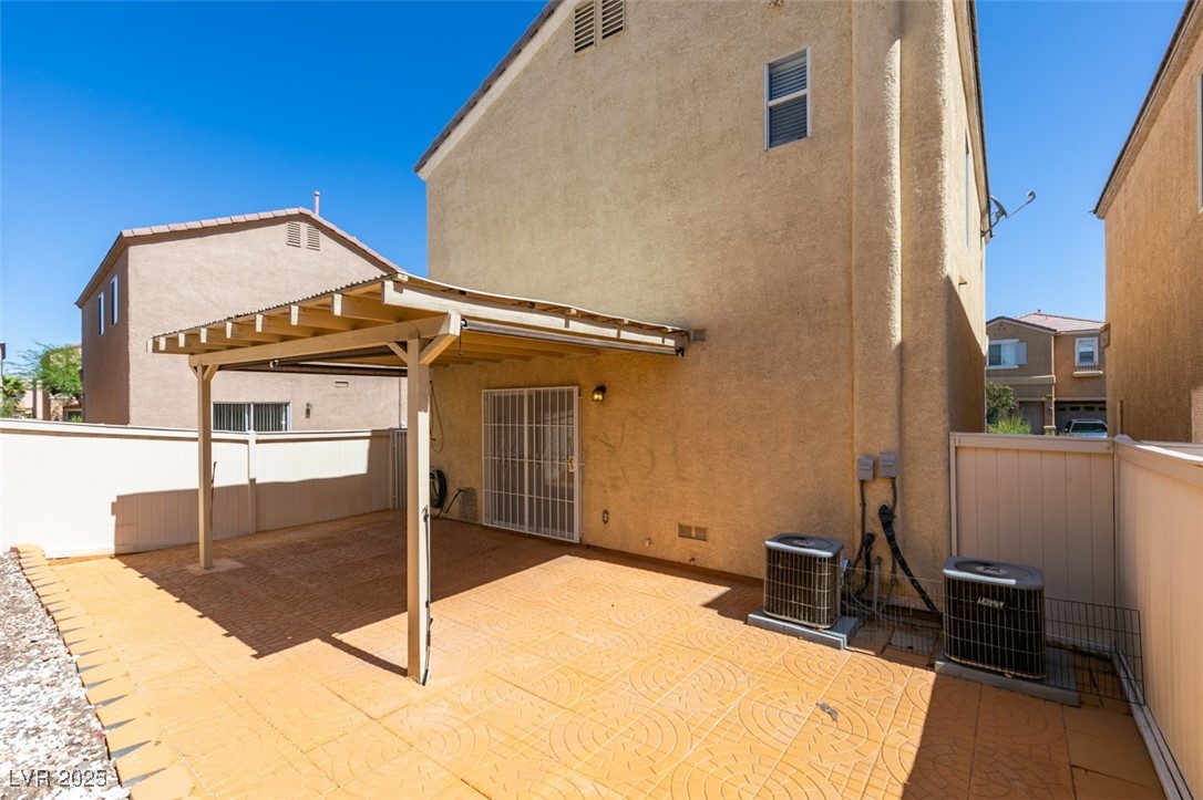 7451 Grizzly Giant Street