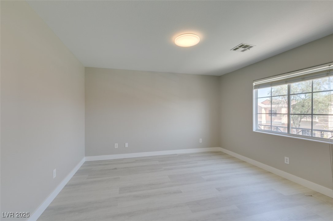 7451 Grizzly Giant Street