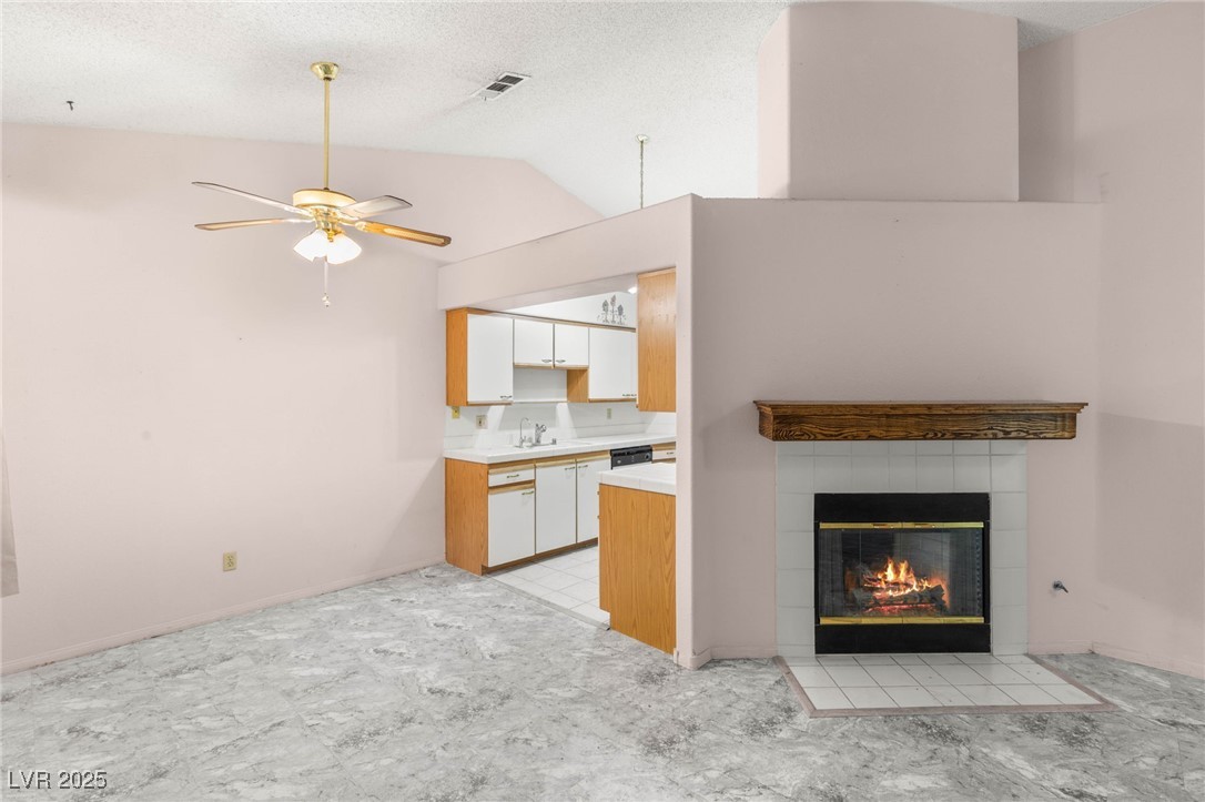 1624 North Torrey Pines Drive 104