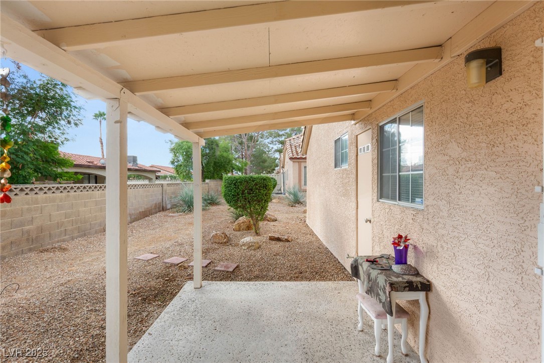 1624 North Torrey Pines Drive 104