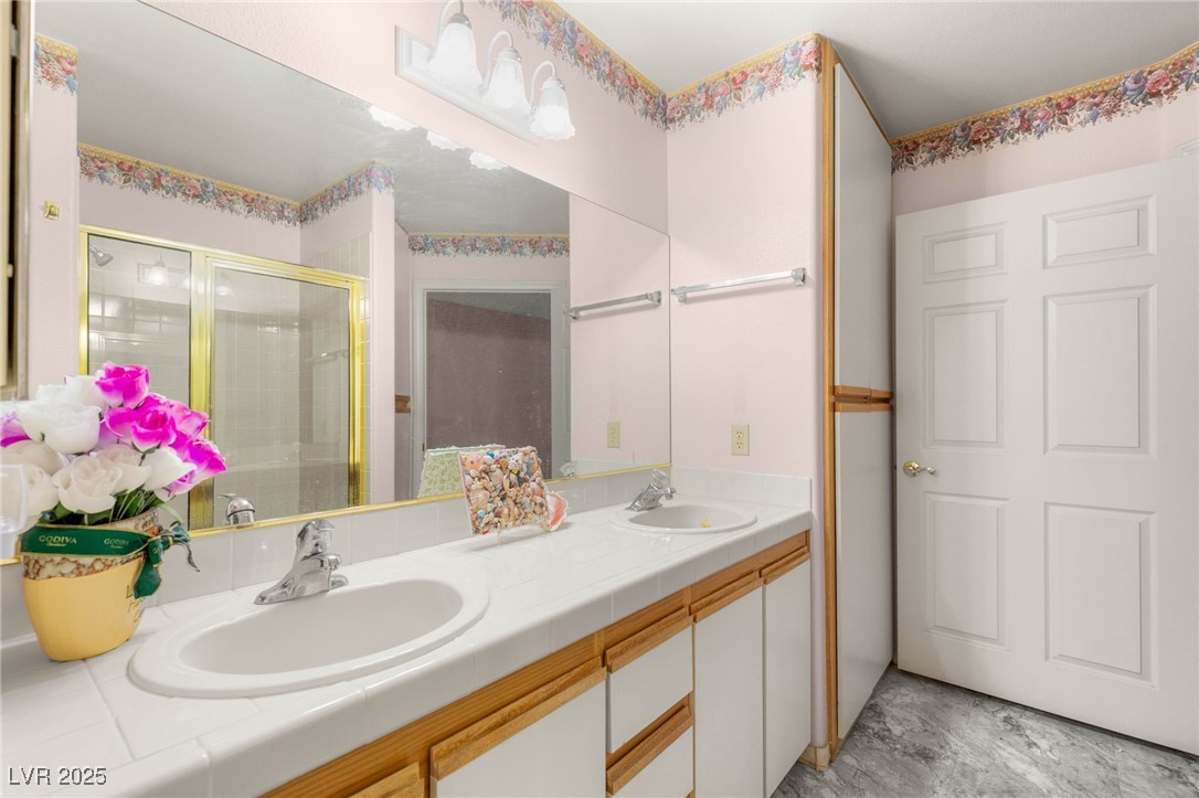 1624 North Torrey Pines Drive 104