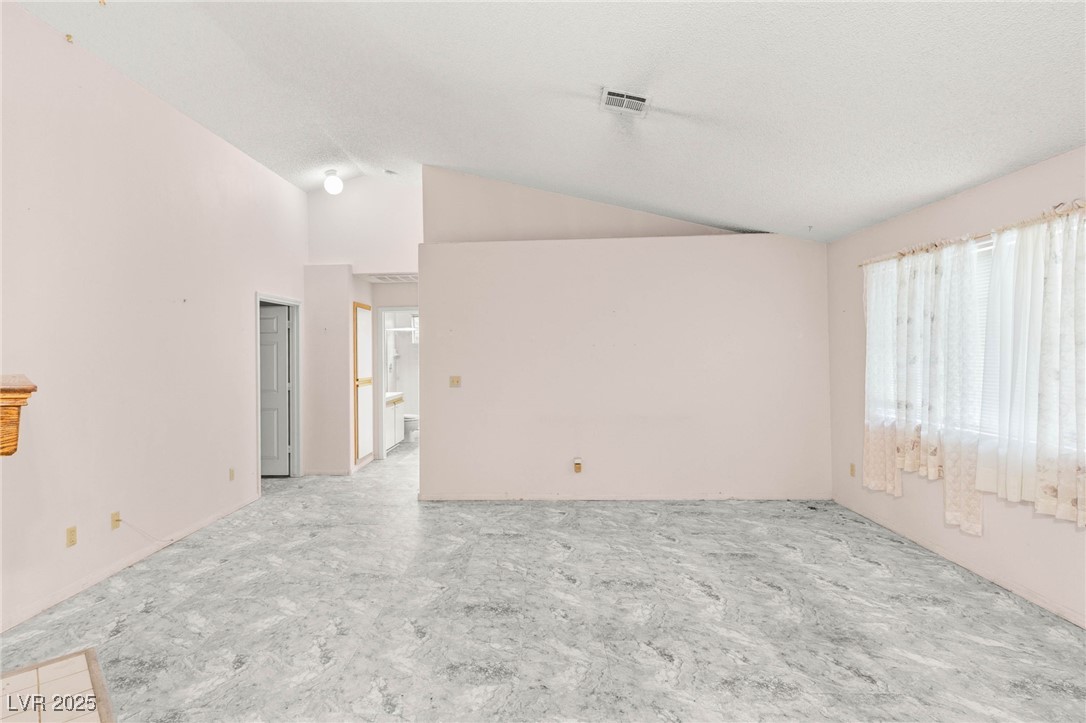 1624 North Torrey Pines Drive 104