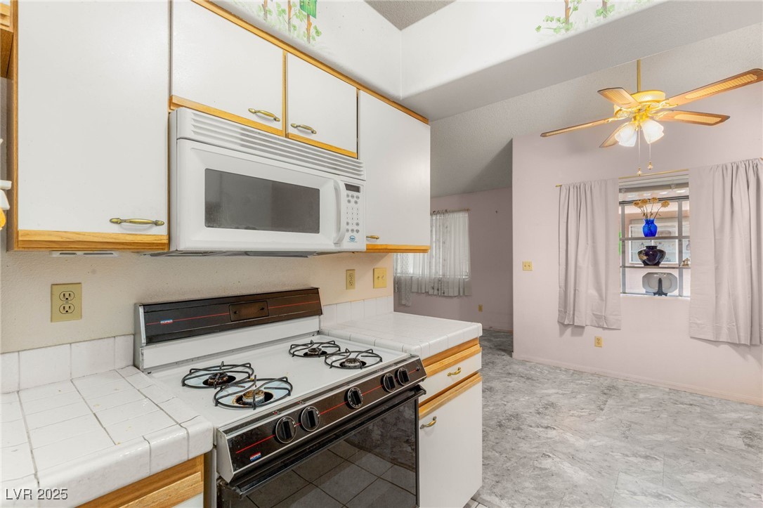 1624 North Torrey Pines Drive 104