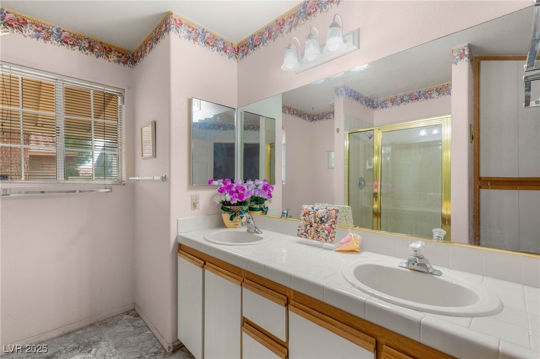 1624 North Torrey Pines Drive 104