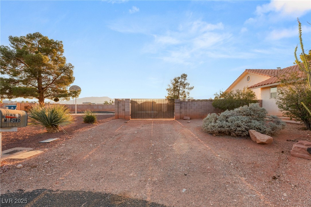 8395 West Ford Avenue