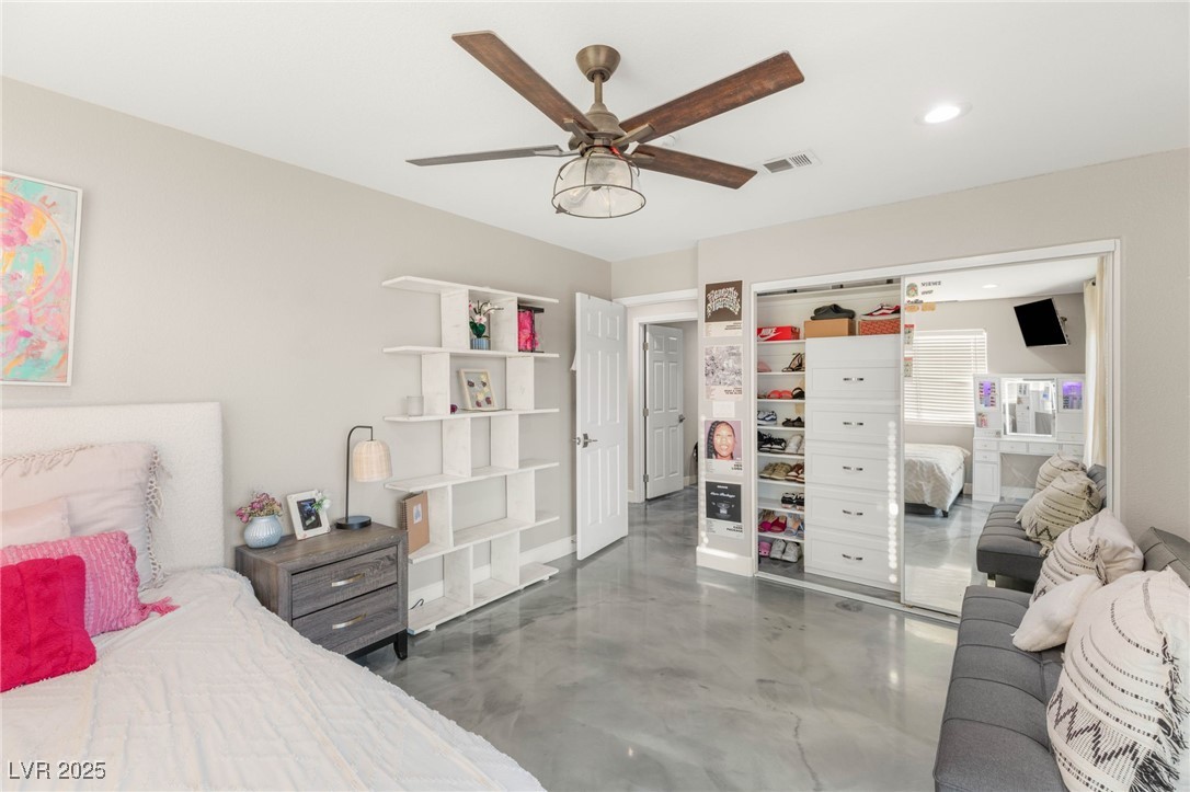 8395 West Ford Avenue