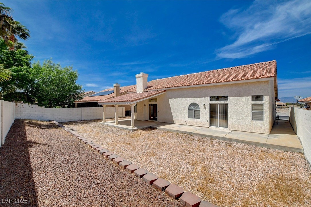 7927 West Oquendo Road
