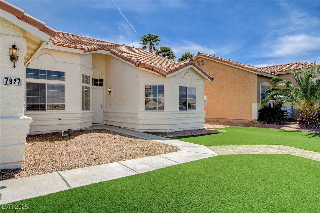 7927 West Oquendo Road