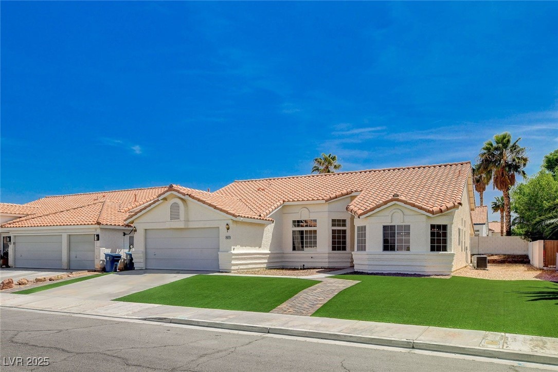 7927 West Oquendo Road
