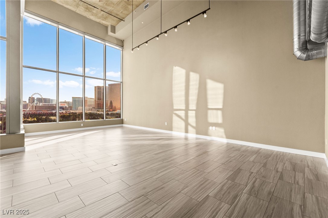 360 East Desert Inn Road 1204