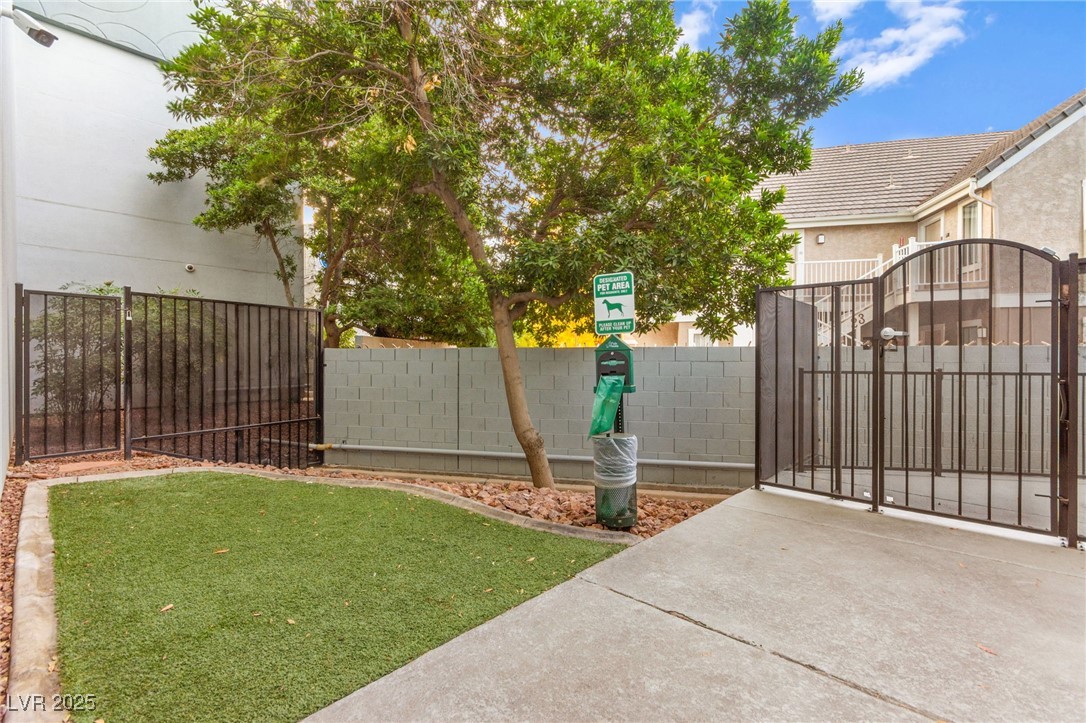 360 East Desert Inn Road 1204