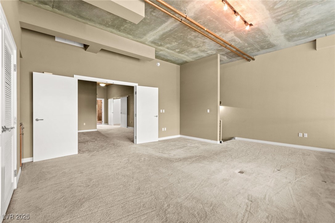 360 East Desert Inn Road 1204