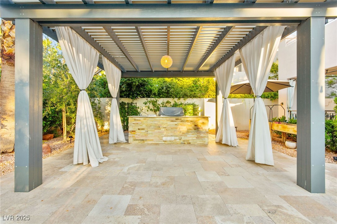 8024 Ryans Reef Lane