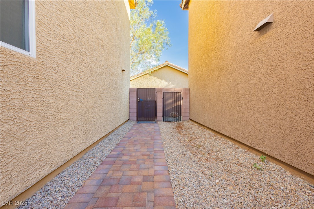 10603 Rain Water Drive