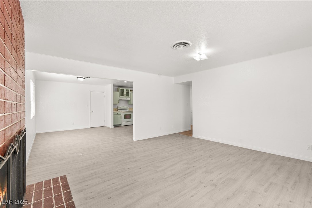 2008 El Mirador Street