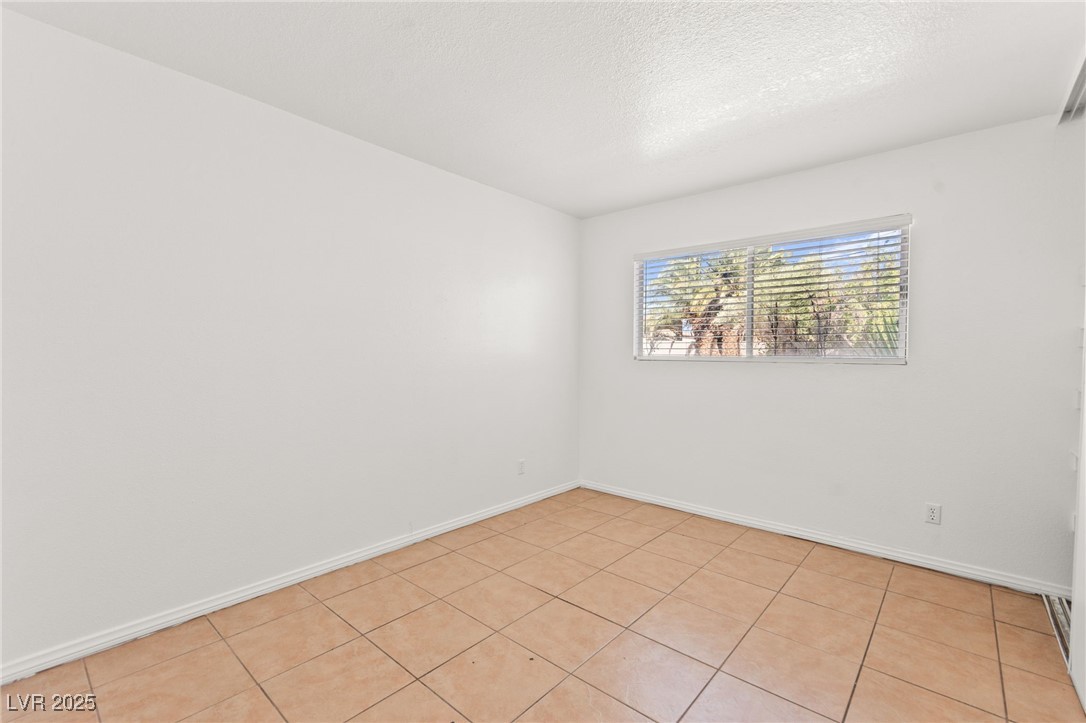 2008 El Mirador Street