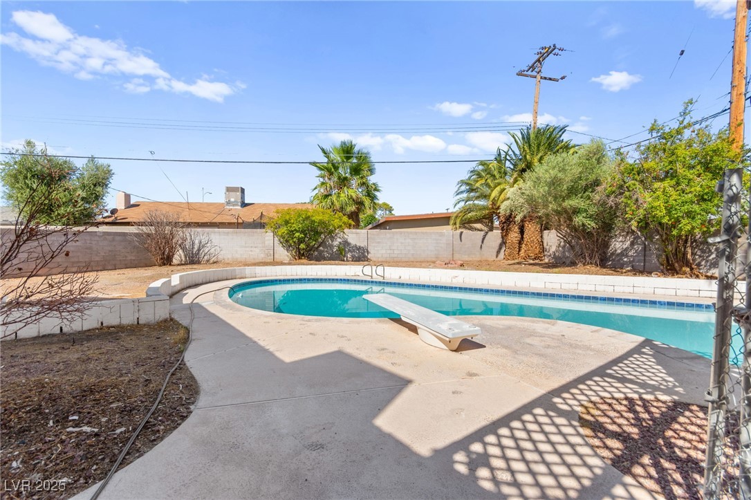 2008 El Mirador Street