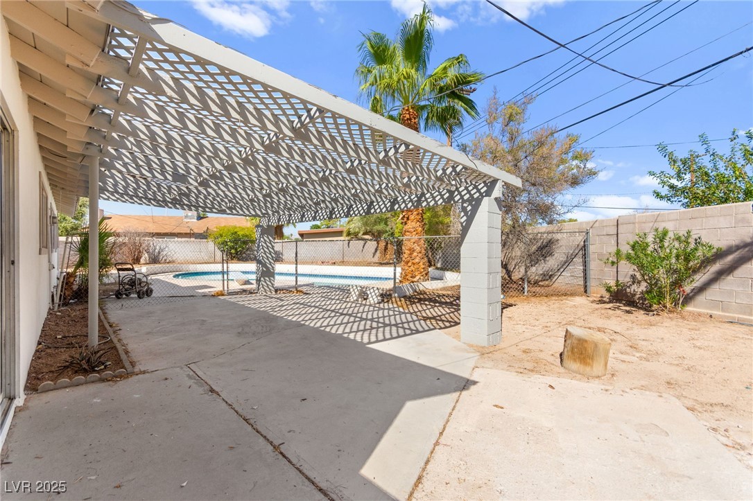 2008 El Mirador Street