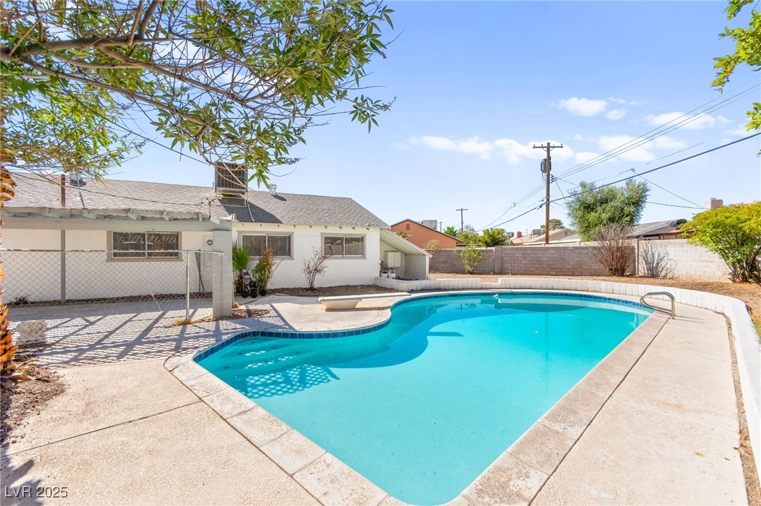 2008 El Mirador Street