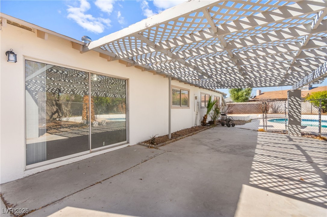 2008 El Mirador Street