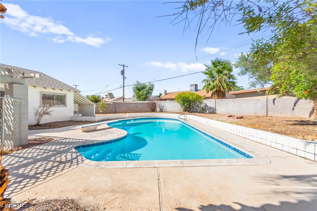 2008 El Mirador Street