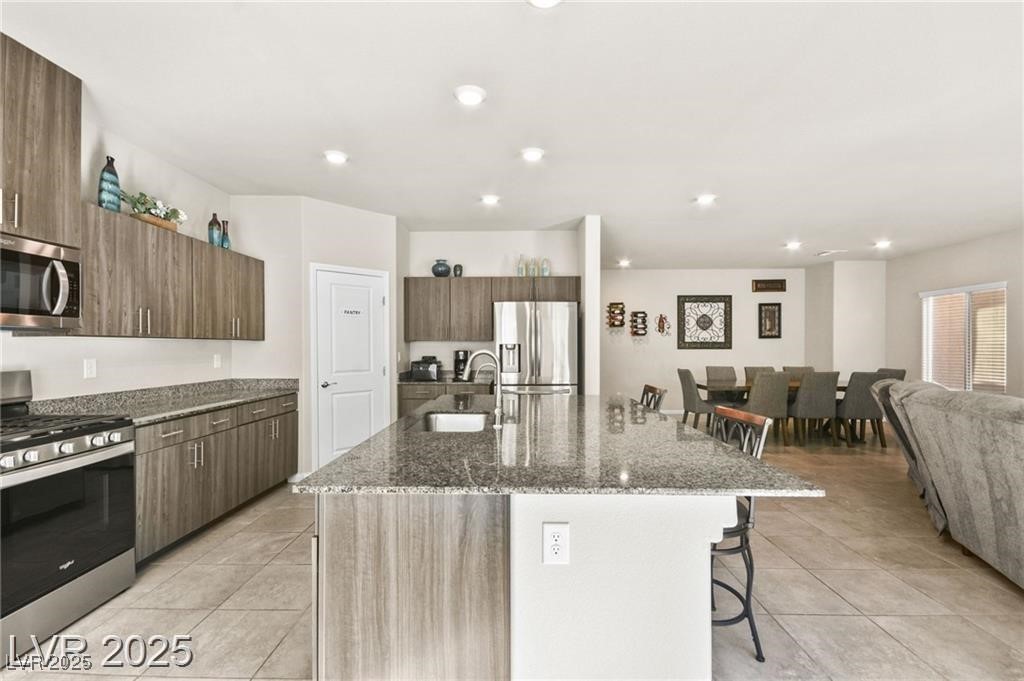 8937 Pelican Point Street