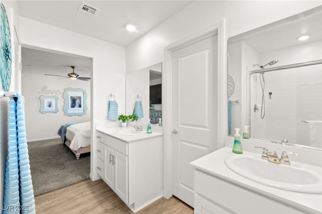 4708 Peacock Cliffs Avenue