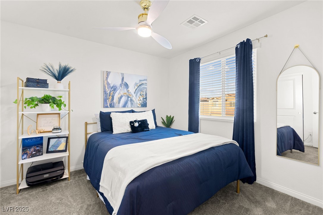 4708 Peacock Cliffs Avenue