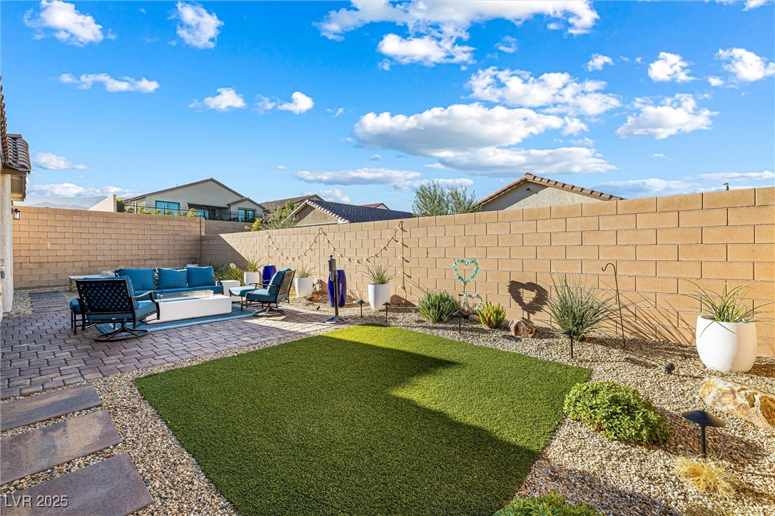 10960 Gardenova Avenue