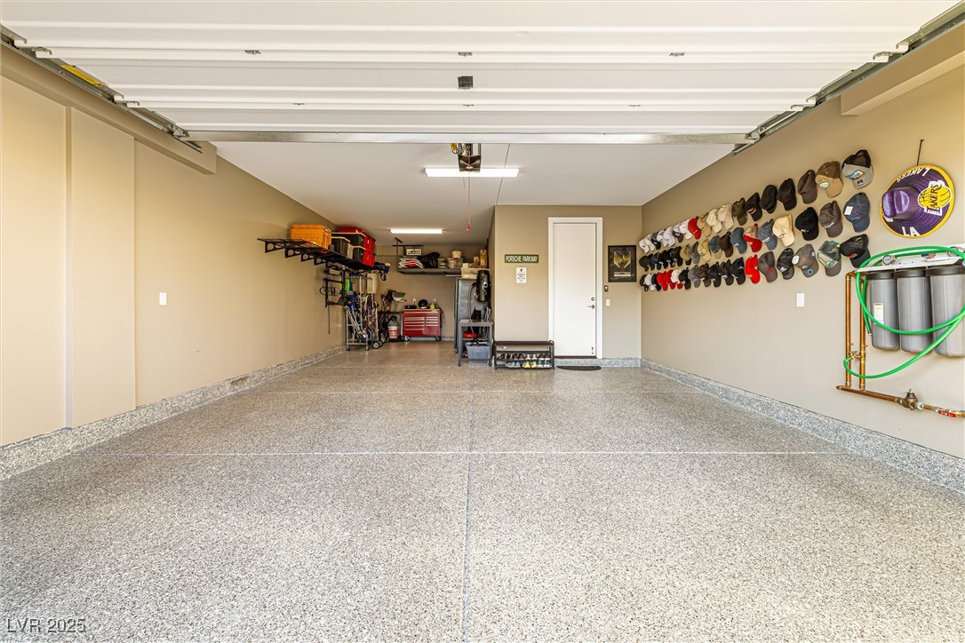 10960 Gardenova Avenue