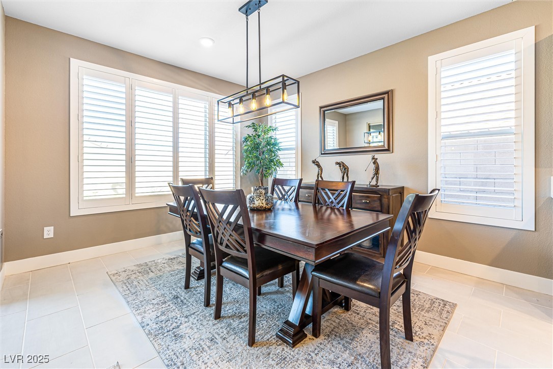 10960 Gardenova Avenue