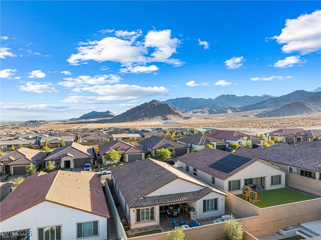 10960 Gardenova Avenue